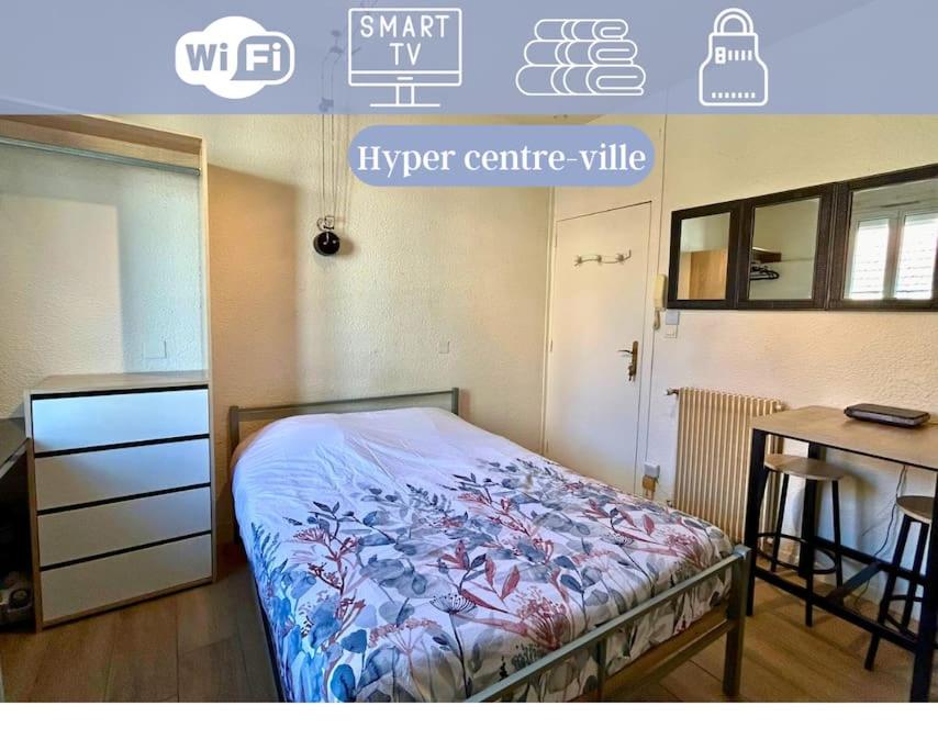 Postel nebo postele na pokoji v ubytování Lion d'or 25 - Chambre meublée et équipée - centre-ville