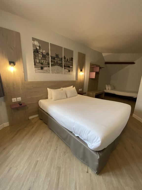 Kyriad Saint Fargeau Ponthierry - Apollonia - Standard Room - 1 Double Bed 1 Single Bed