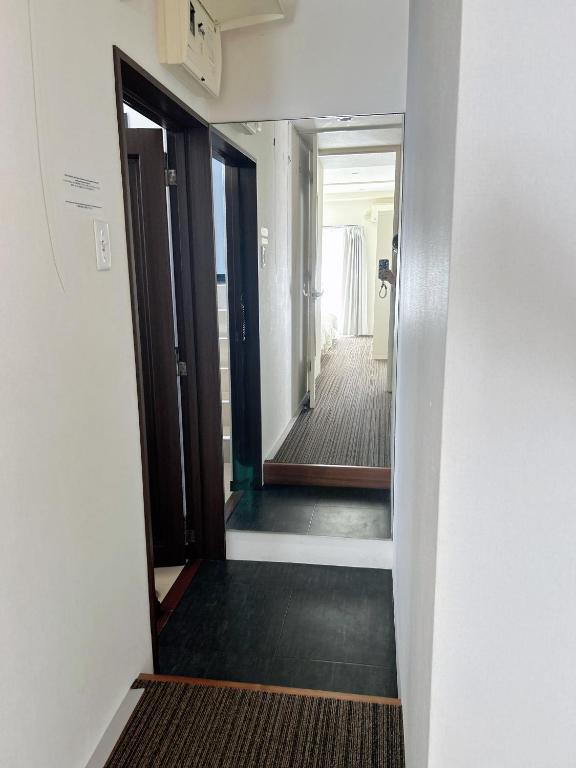 Fotografie z fotogalerie ubytování 山中ビル3Fーワンフロア貸切48平方メートルone floor private room v destinaci Warabi
