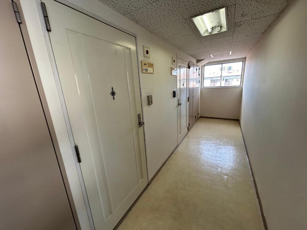 Fotografie z fotogalerie ubytování 蕨北野マンションWarabi Mansionー無料駐車場付き v destinaci Warabi