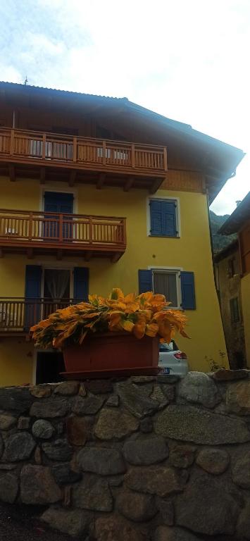 Budova, v ktorej sa apartmán nachádza
