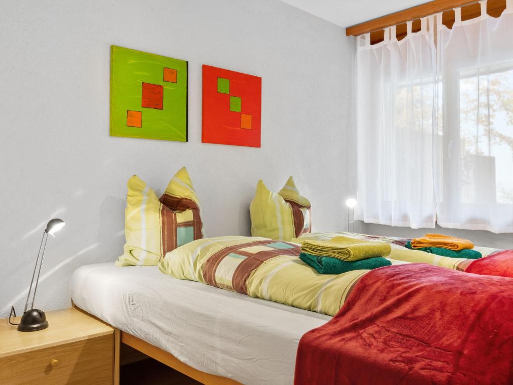 Postel nebo postele na pokoji v ubytování Apartment Alicia by Interhome