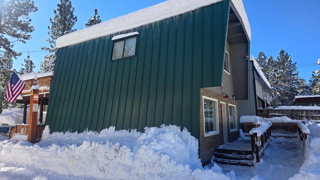 Cinnamon Bear Inn durante l'inverno