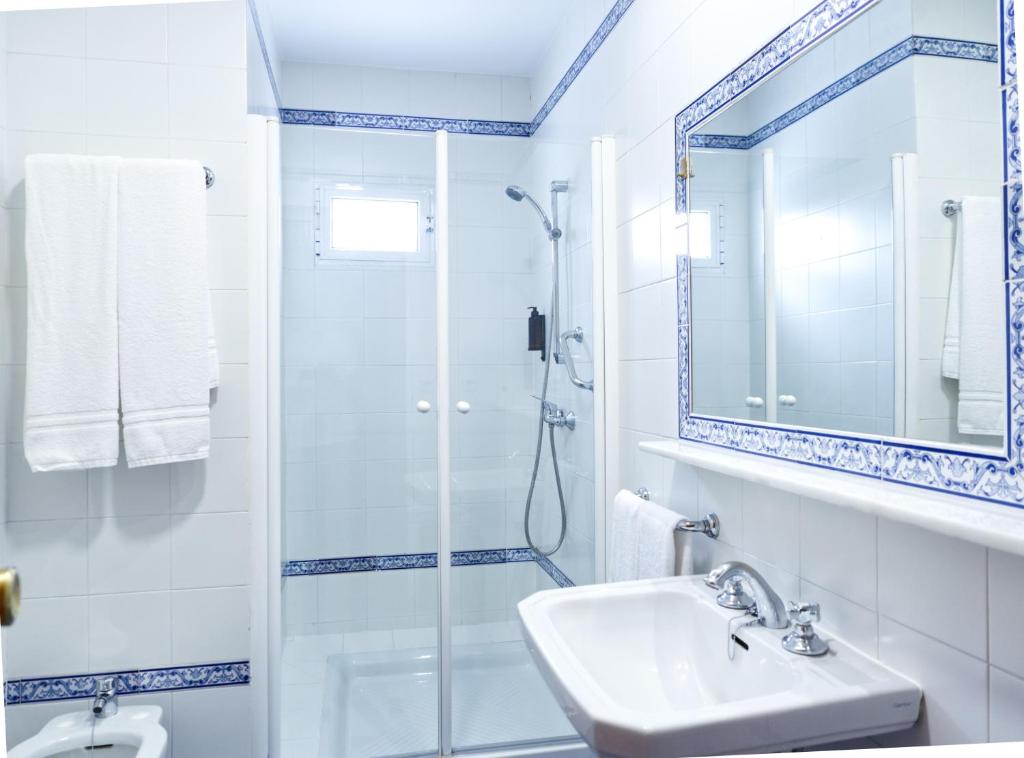 Hotel Ciudad del Sol - Single Room
