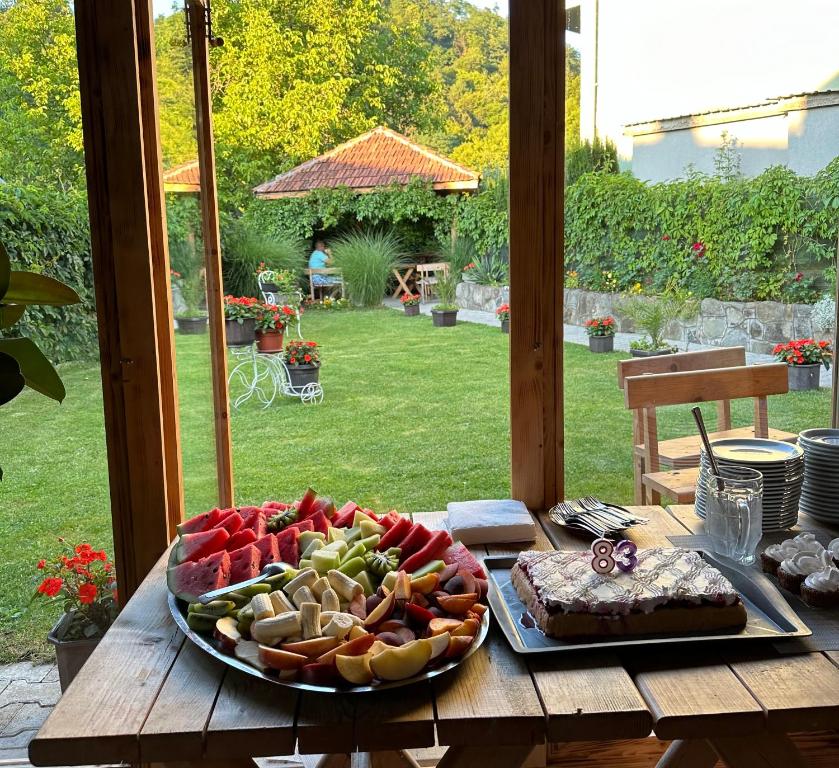Jídlo v apartmánu nebo okolí