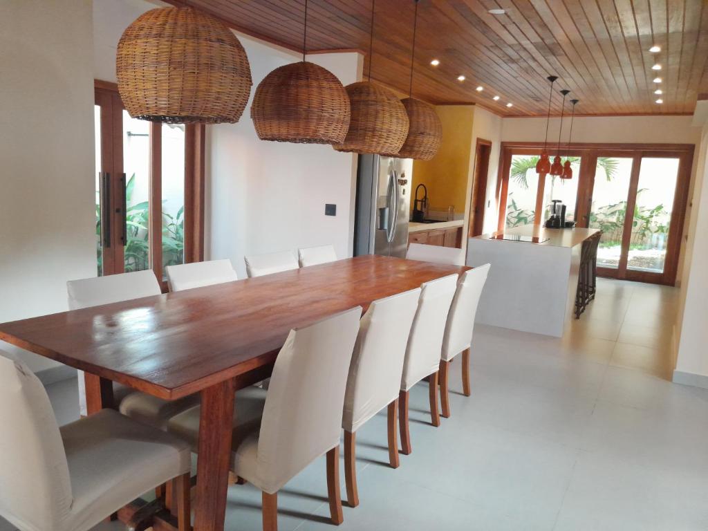 Fotografie z fotogalerie ubytování New house, 10 mins walk to Beach & Quadrado v destinaci Porto Seguro