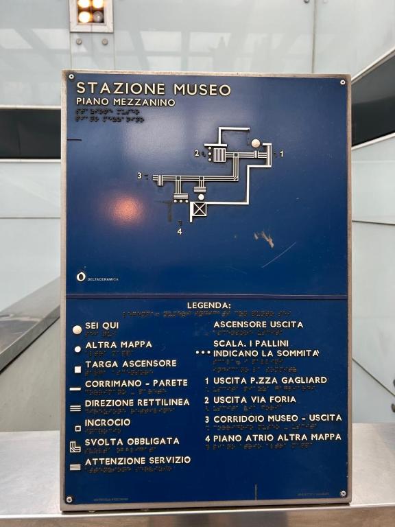Zdjęcie z galerii obiektu B&B House Napoli Cavour w mieście Neapol