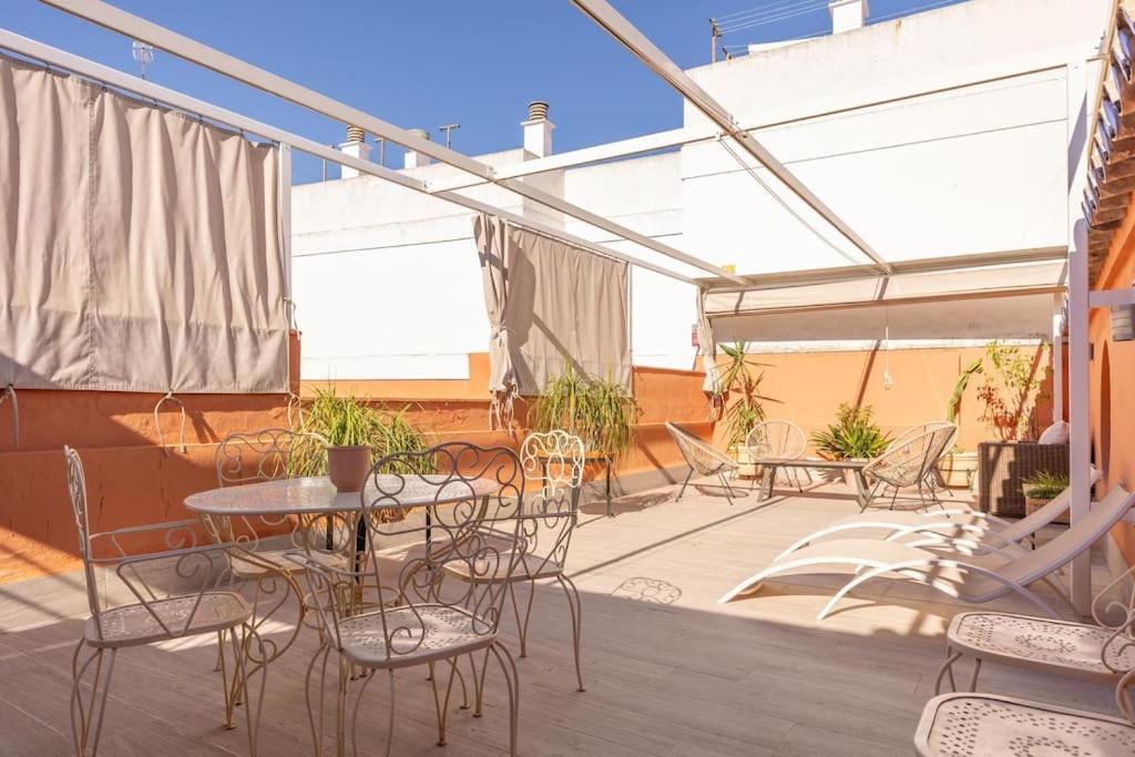 Quevedo Deluxe Penthouse by Valcambre