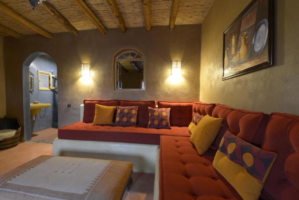 Postel nebo postele na pokoji v ubytování Guest farm Oulad Chmicha