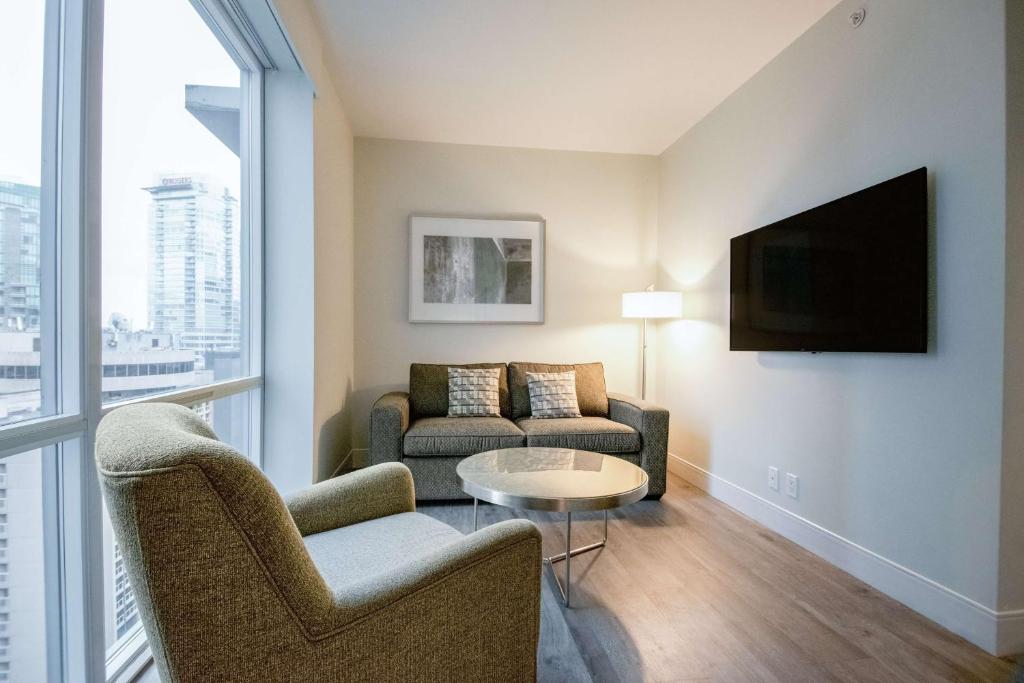 Coast Coal Harbour Vancouver Hotel by APA - Resim 5