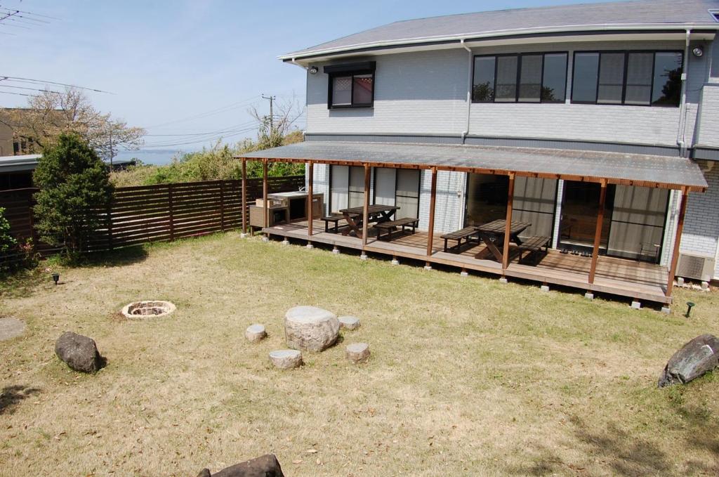 富津市にあるMayoruca House - Vacation STAY 58312vの石造りの庭のある家