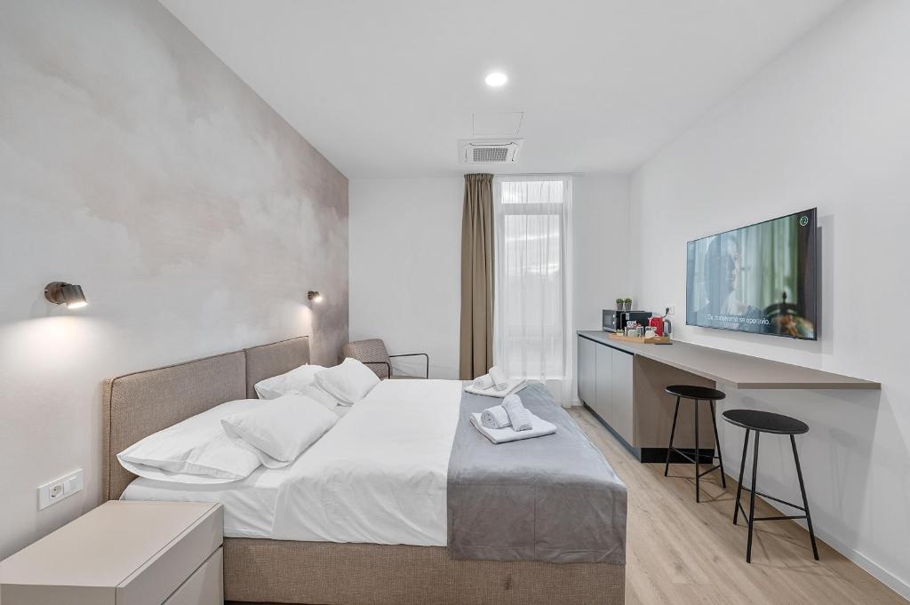 Enjoy Apartments and Suites - 1