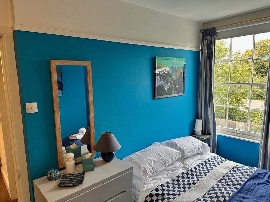 3BD Victorian Townhouse Near Norfolk Broads 4A, 2C 8