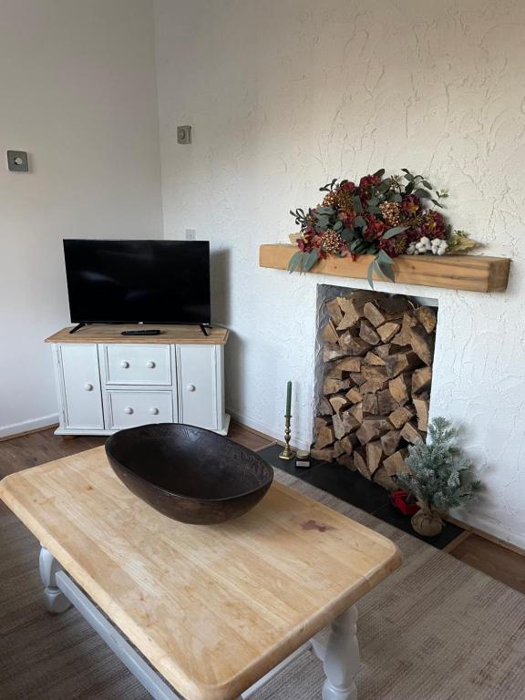 Μια τηλεόραση ή/και κέντρο ψυχαγωγίας στο Arlo Townhouse Enniskillen