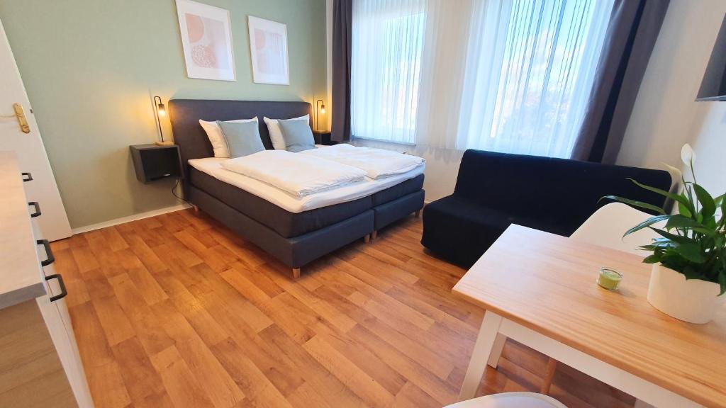 
King Studio with Sofa Bed
