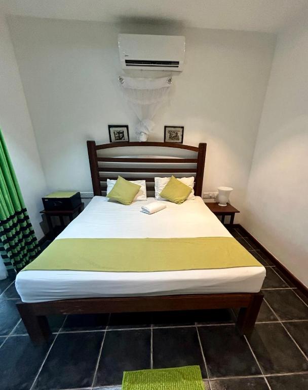 Reef Bungalow Hotel - Suite With Terrace