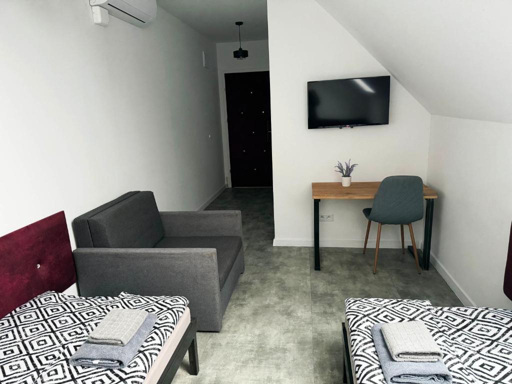 Pokoje Pod Pałacem - Tweepersoonskamer Met 2 Aparte Bedden En Badkamer