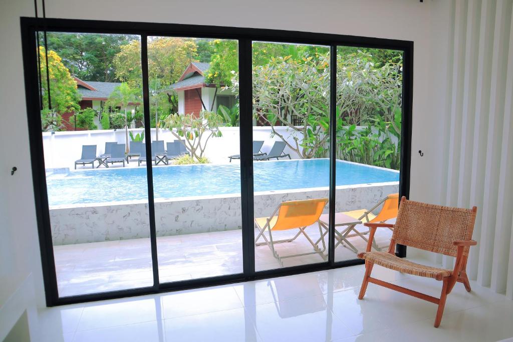 Bassein majutusasutuses Ton Sai Tropical Phi Phi Island või selle lähedal