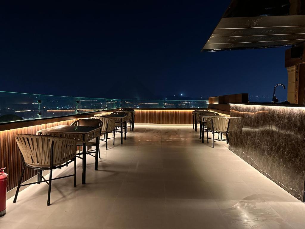 Foto Kairos asuva majutusasutuse Crowne Pyramids View inn galeriist
