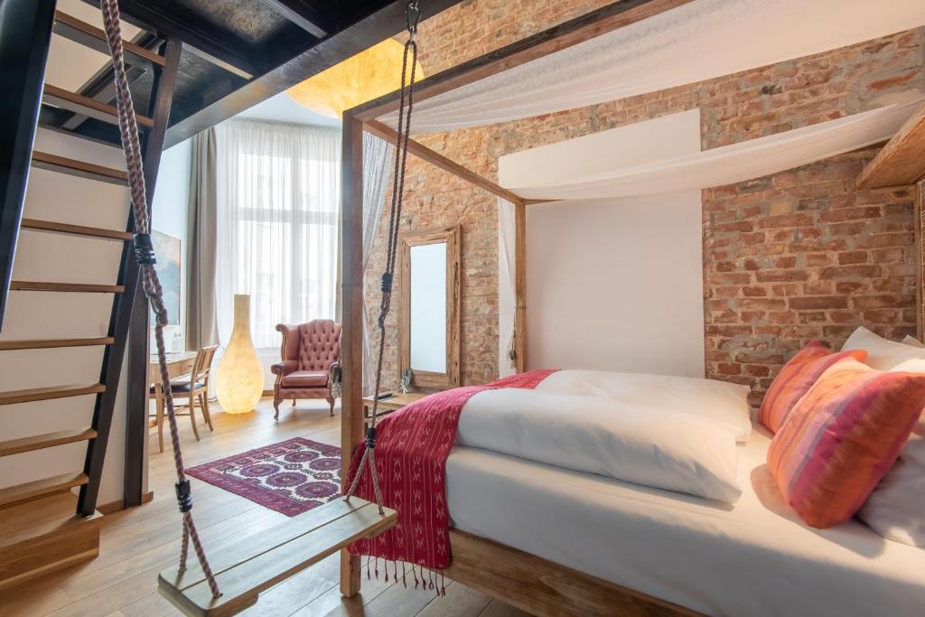 Lulu Guldsmeden - Resim 42