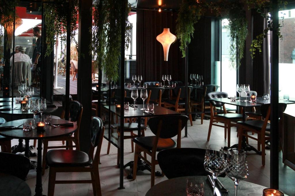 Manon Les Suites Guldsmeden - Resim 15