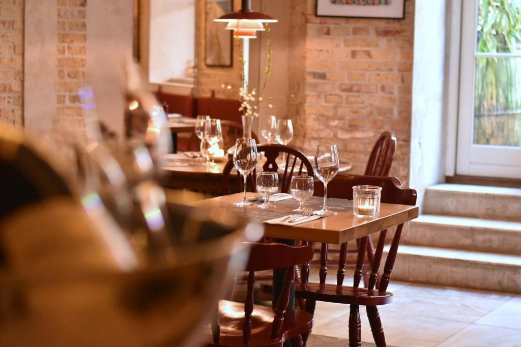 Babette Guldsmeden - Resim 12