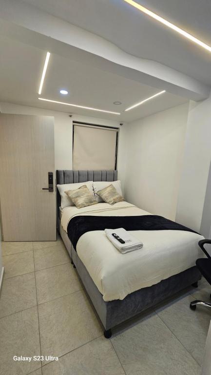 Postel nebo postele na pokoji v ubytování Hotel West Inn