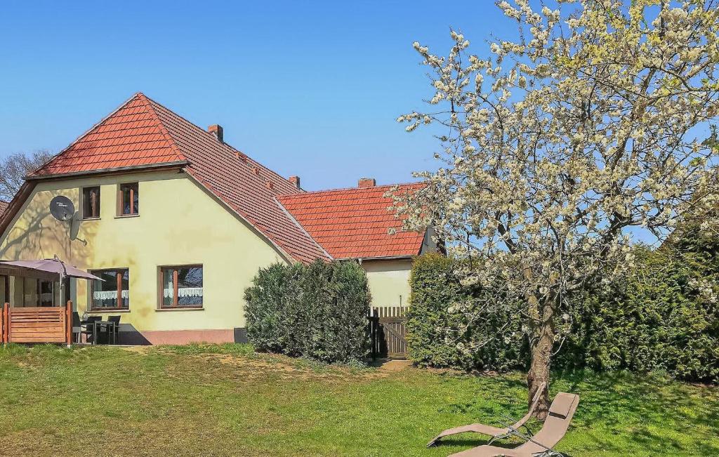 Κήπος έξω από το Ferienwohnung Mirow Roggentin