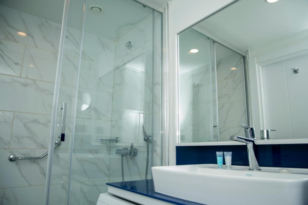 Koupelna v ubytování VIP APARTmENTS N2