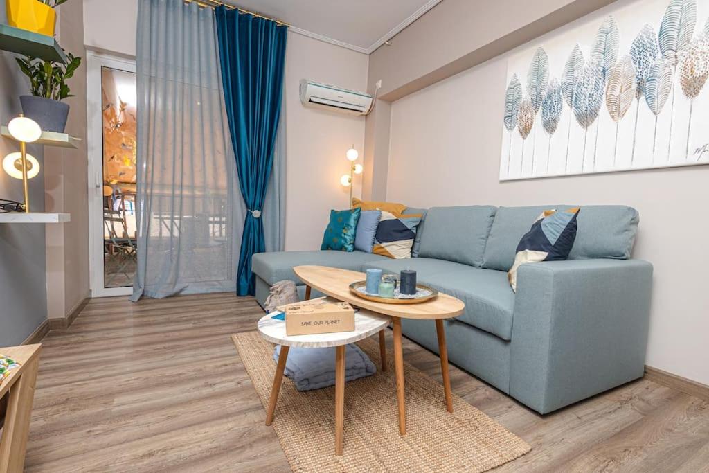 Posezení v ubytování Summer flat by the beach&Taverna
