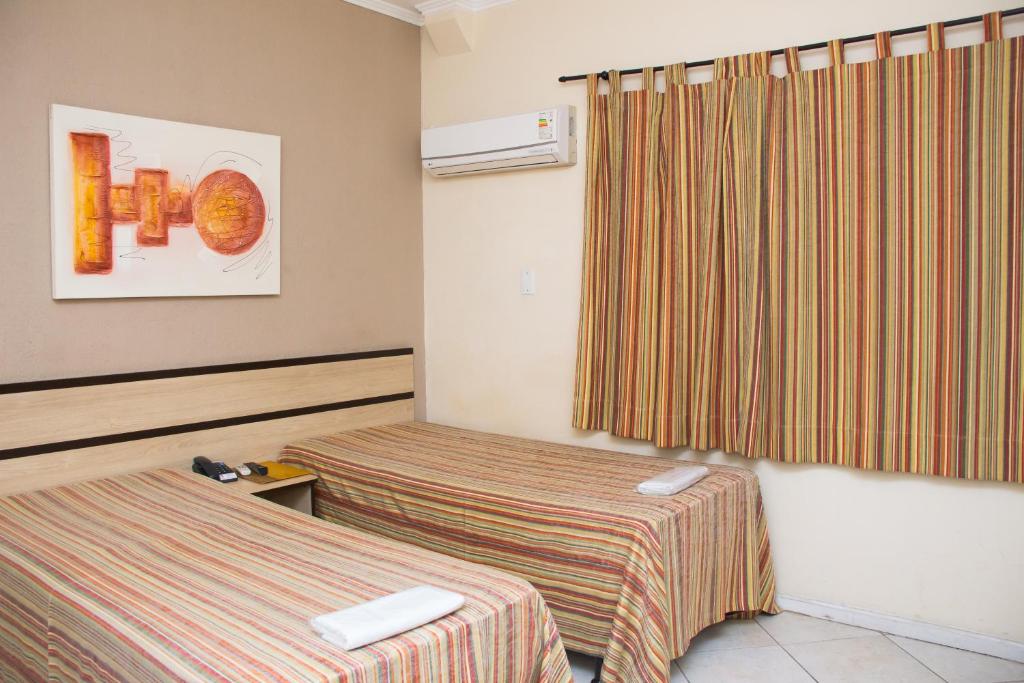  Plaza Dutra Hotel