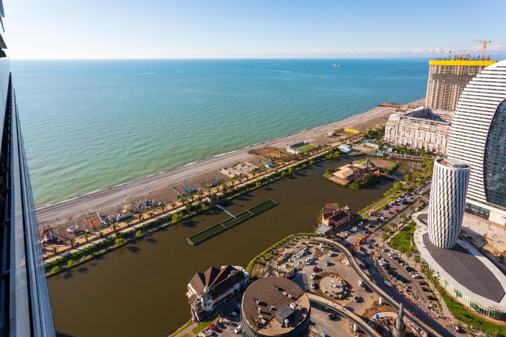 Nespecifikovaný výhled na moře nebo výhled na moře při pohledu z hotelu