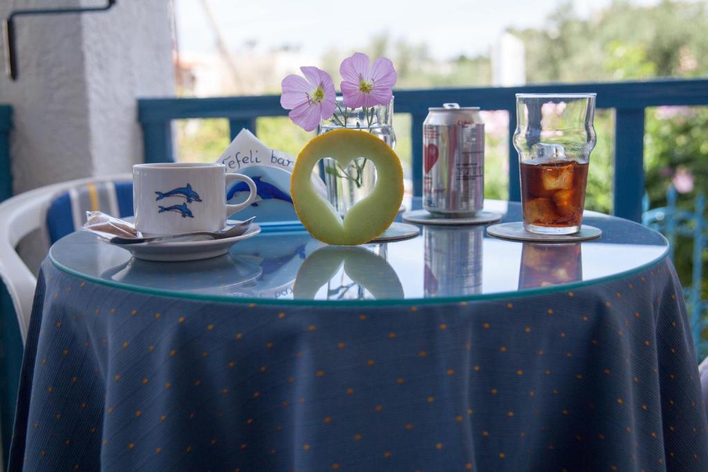 Nápoje v ubytování Nefeli Hotel