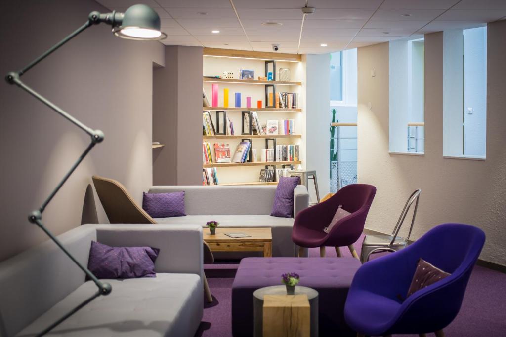 Campanile Dijon Centre - Gare - Resim 3