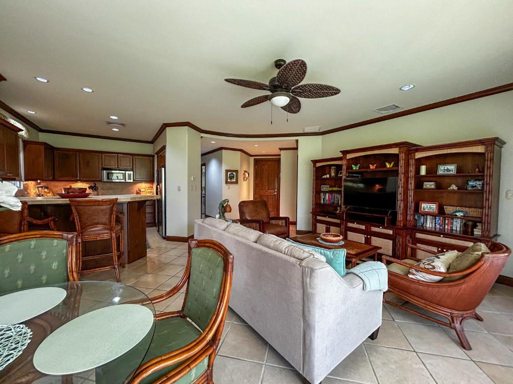 Χώρος καθιστικού στο Los Sueños condominio en Del Mar