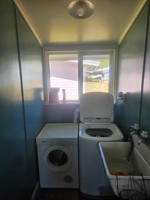 Blue Cottage, on the lake - Resim 45