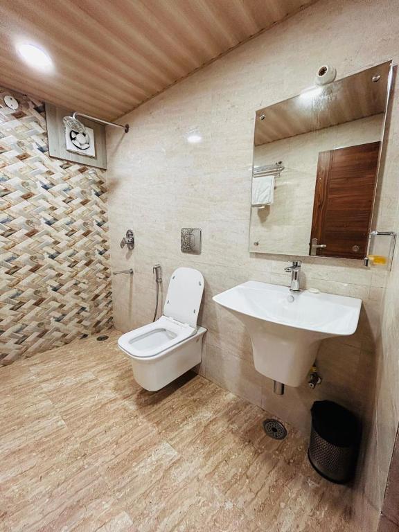 Koupelna v ubytování Yog Maya Regency B&B
