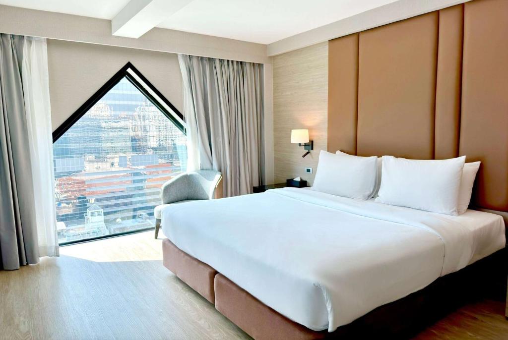 Ramada Sukhumvit Soi Eleven - Resim 36