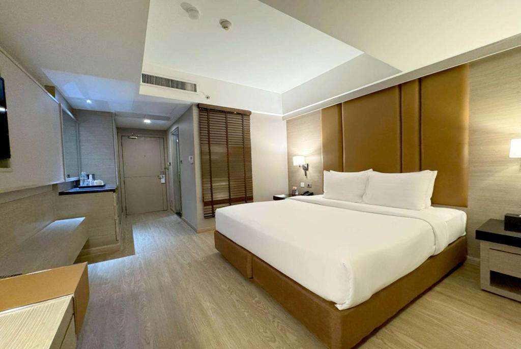 Ramada Sukhumvit Soi Eleven - Resim 37