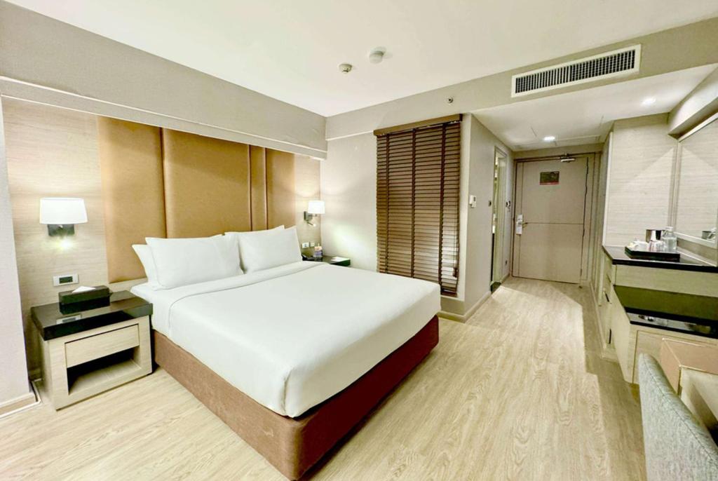 Ramada Sukhumvit Soi Eleven - Resim 41