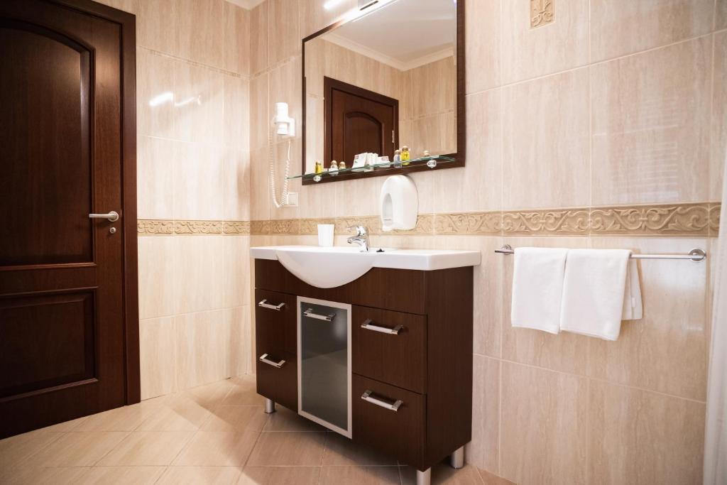 Koupelna v ubytování Solva Resort Medical & SPA