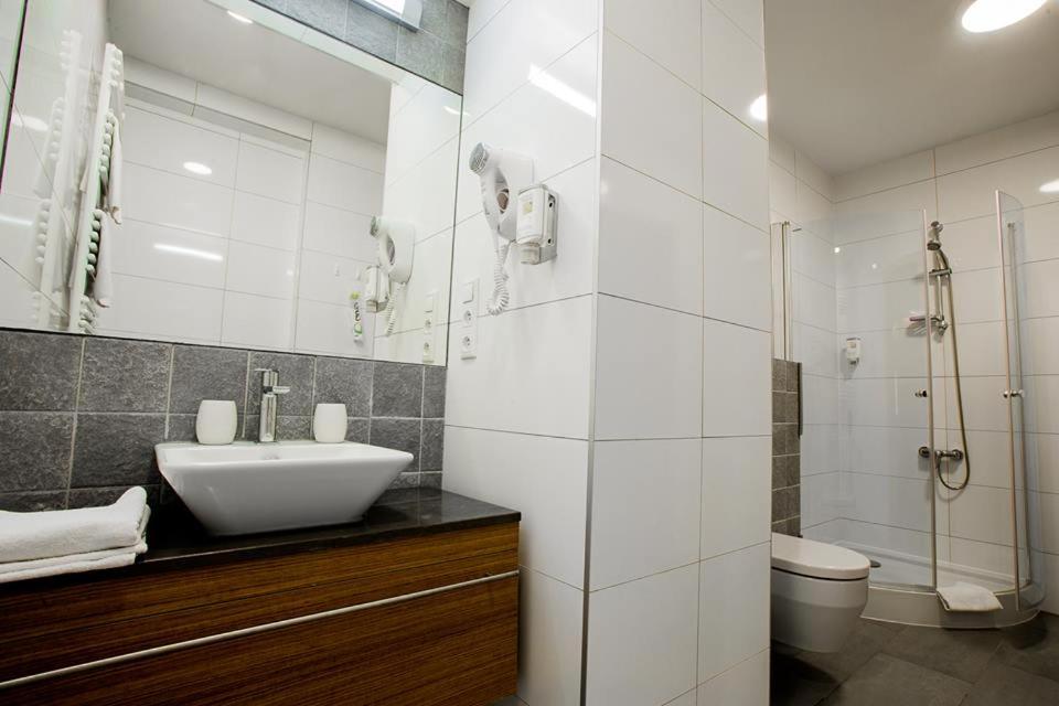 Hubska Apartments - 16