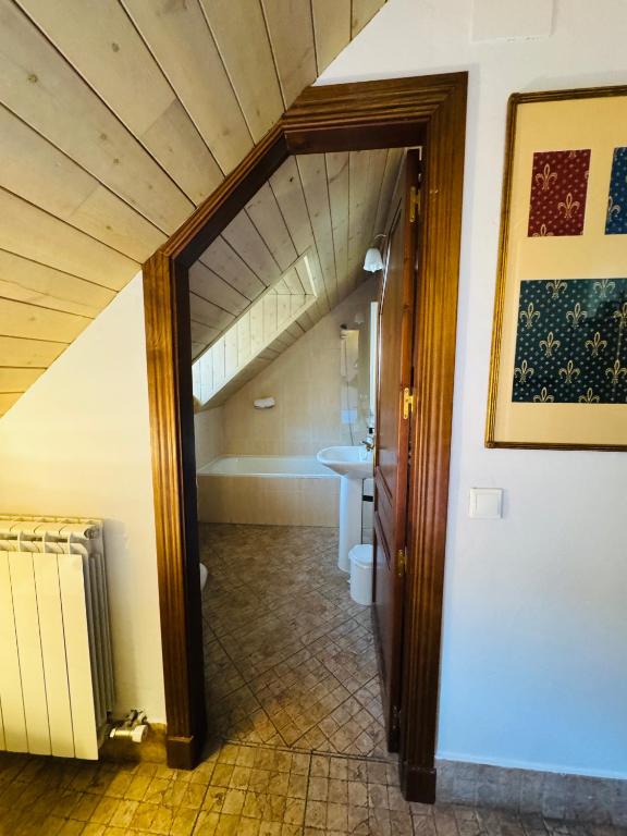 Fotografie z fotogalerie ubytování Hostal Nau Pradets v destinaci Vielha