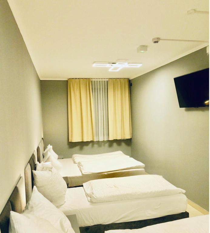 Naam Hotel & Apartments Frankfurt City-Messe Airport - Salle Familiale Avec Sauna