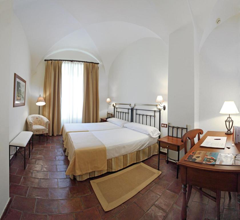 Hospedium Hotel Cortijo Santa Cruz - 1