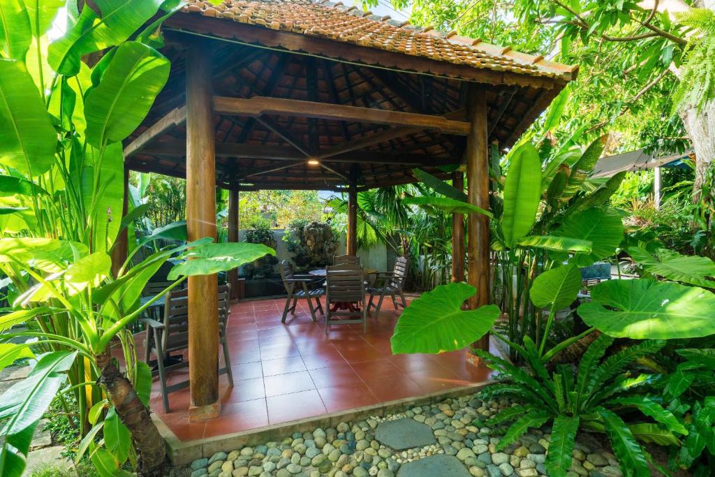 Vườn quanh Eco House Villa
