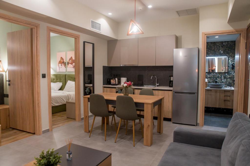 Oreades Parthenon Suites