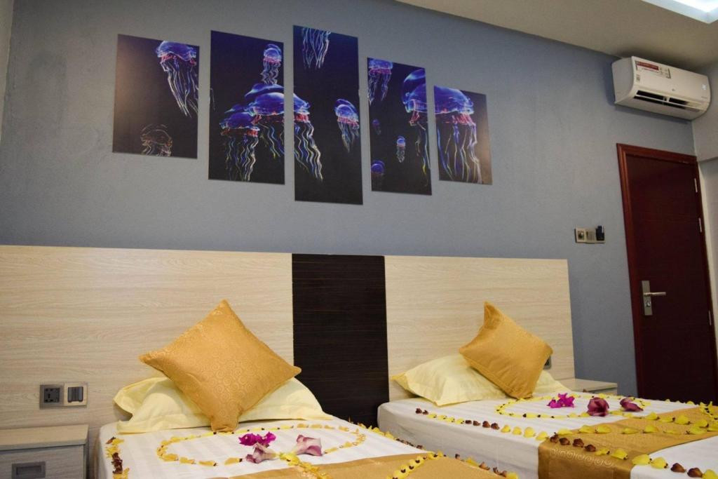 Dhiffushi Tourist Hotel - View 36