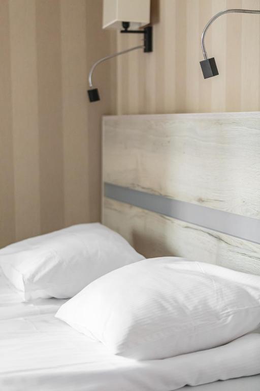 Hotel Akwawit - Double Room With Private Bathroom