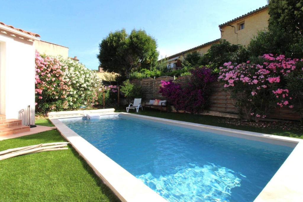 VILLA VIEUX MOULIN Villa avec piscine pour 7 personnes avec piscine à Hyères